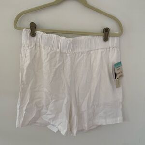 Alexander Jordan | Linen Shorts NWT size M